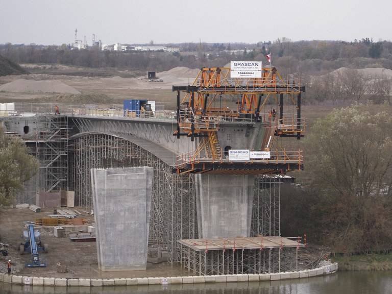 Bridge over the Grand river, Ontario, Canada