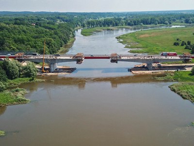 Flexibility and safety with the CVS Cantilever Formwork Carriage in the construction of the MS-4B Bridge in Poland