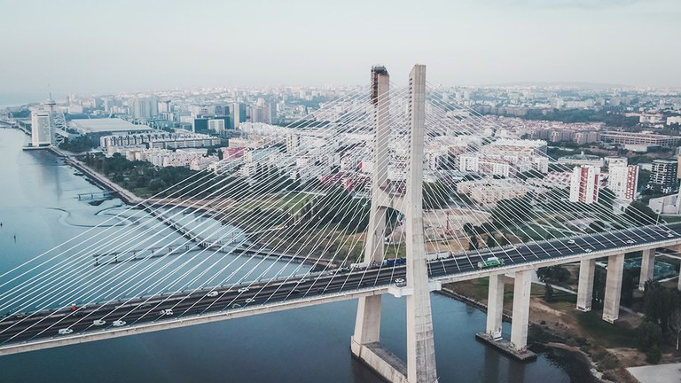 Restoration of the Vasco da Gama cable-stayed bridge, Lisbon