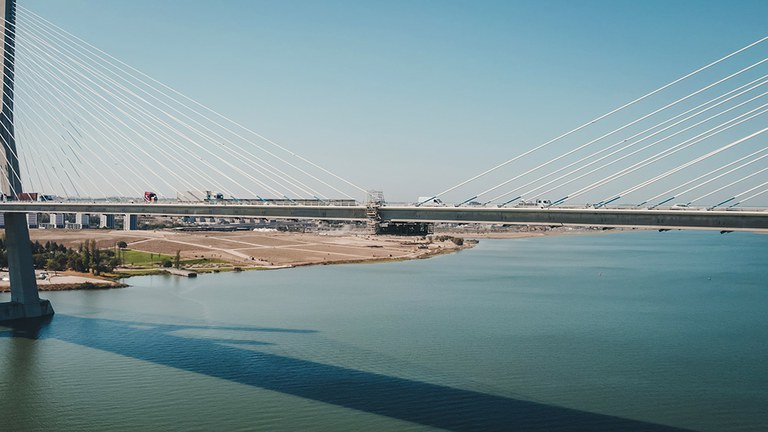 Restoration of the Vasco da Gama cable-stayed bridge, Lisbon