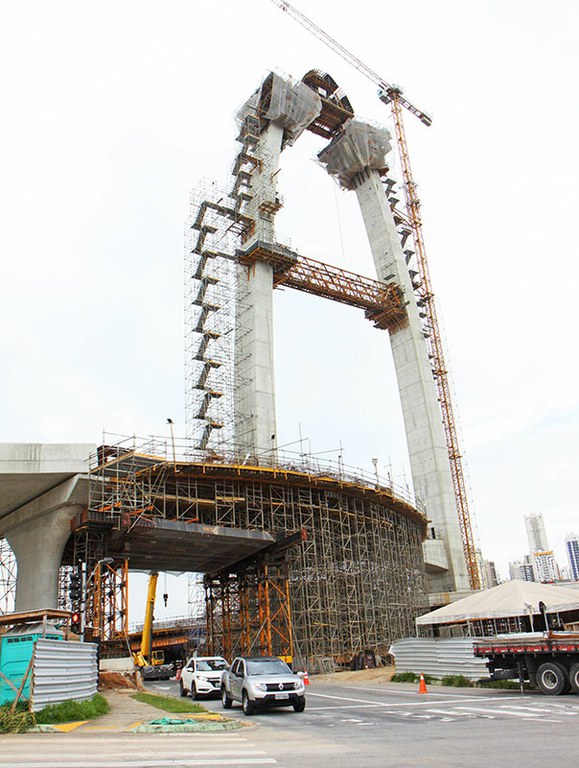 ULMA engineering solutions on the emblematic Arch of Innovation bridge, Brazil