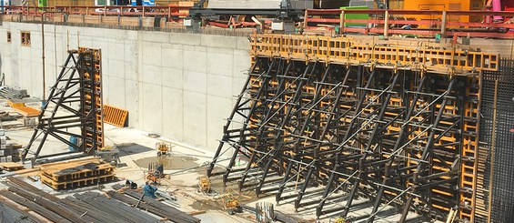 Système de coffrage de béton pour la construction de murs unilatéraux.