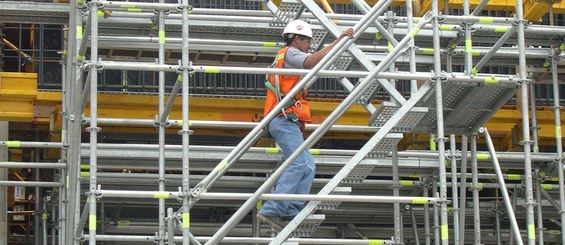 Tour d'escalier BRIO 70 avec palier latéral.