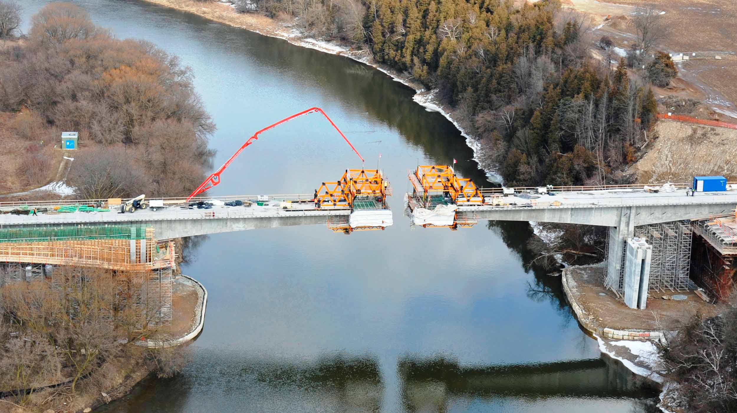 Ce pont reliera, pour la première fois depuis 1963, deux zones au poids économique important (Kitchener et Cambridge).